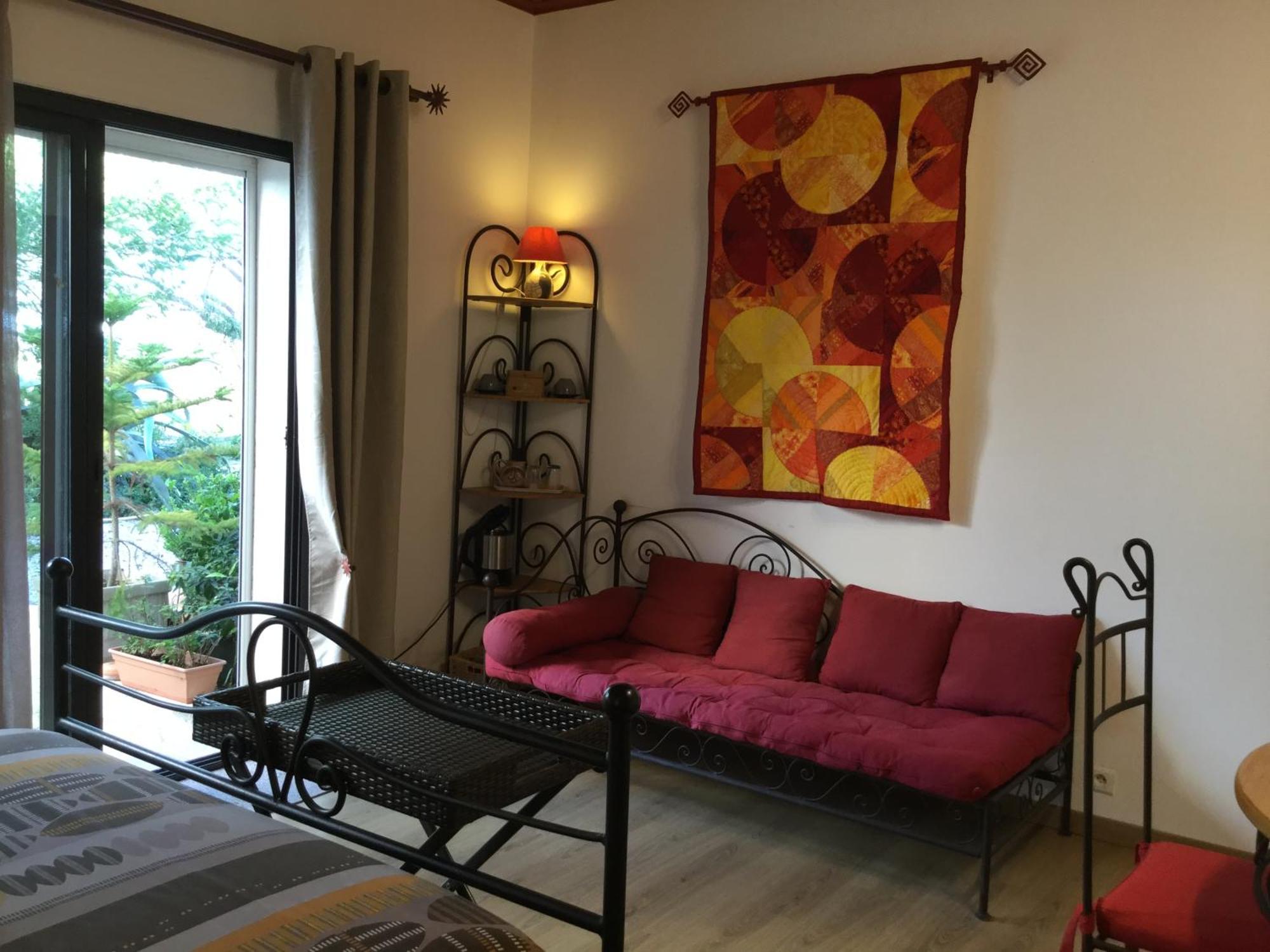 Bed and Breakfast Mas Soleil Et Vignes Saint-Hippolyte  Exterior foto